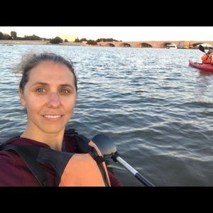 Meet your Posher, Monique